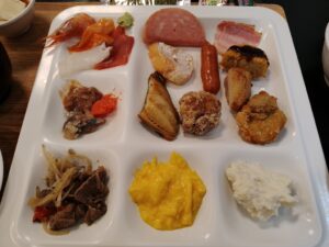 アパホテル(札幌すすきの駅前)の朝食ビュッフェ2